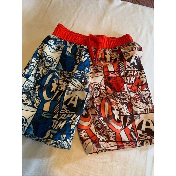 Marvel Comics Captain America swim trunks - Picture 5 of 5